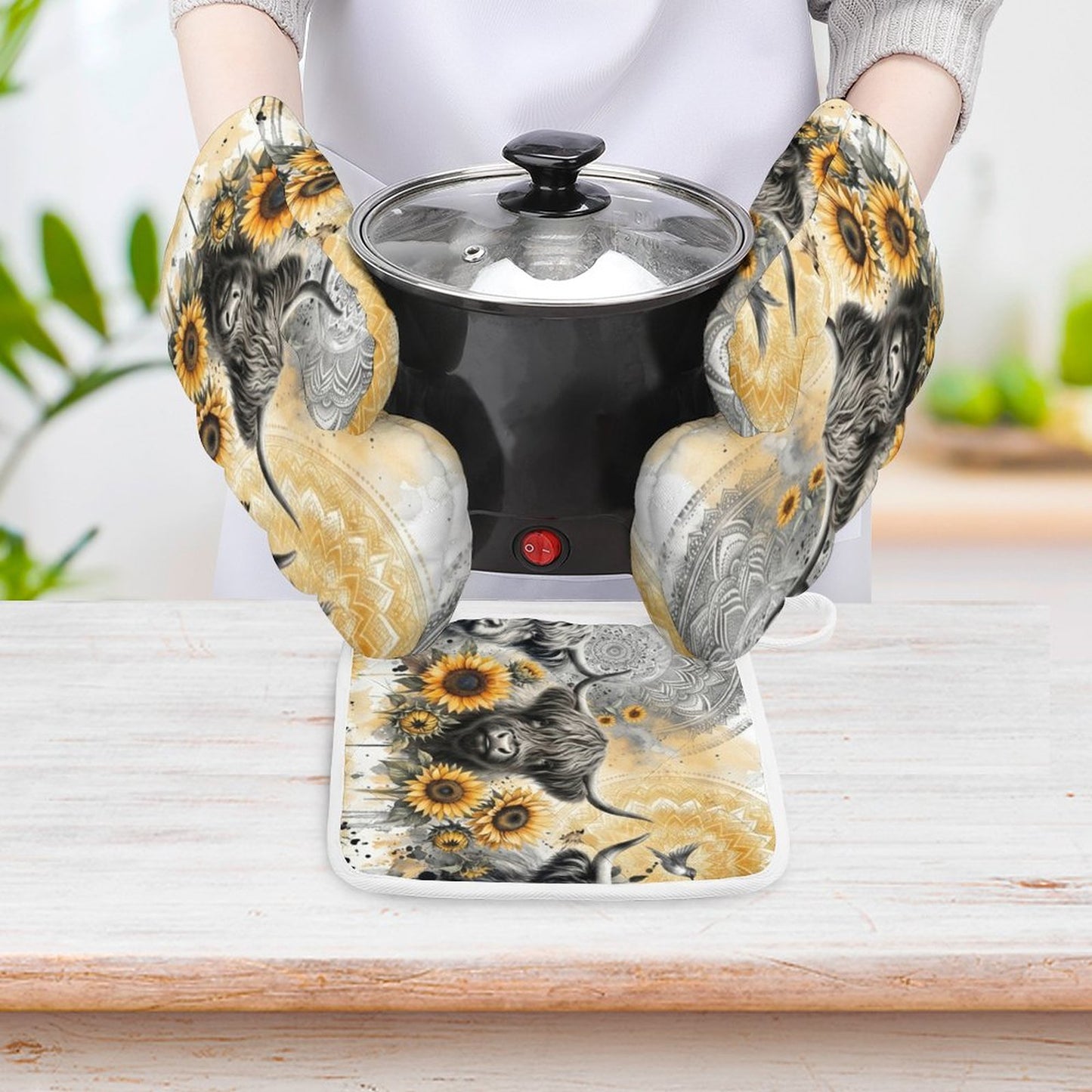 Goldie Oven Mitts & Pot Holder Set of 3